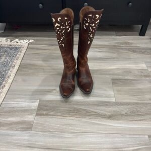 Ariat Hacienda Boots